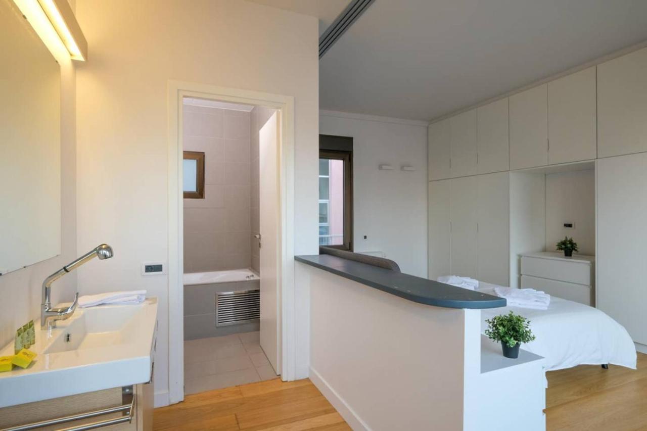 Urban Luxury Homm Apt. In Deinokratous Str. Lejlighed Athen Eksteriør billede